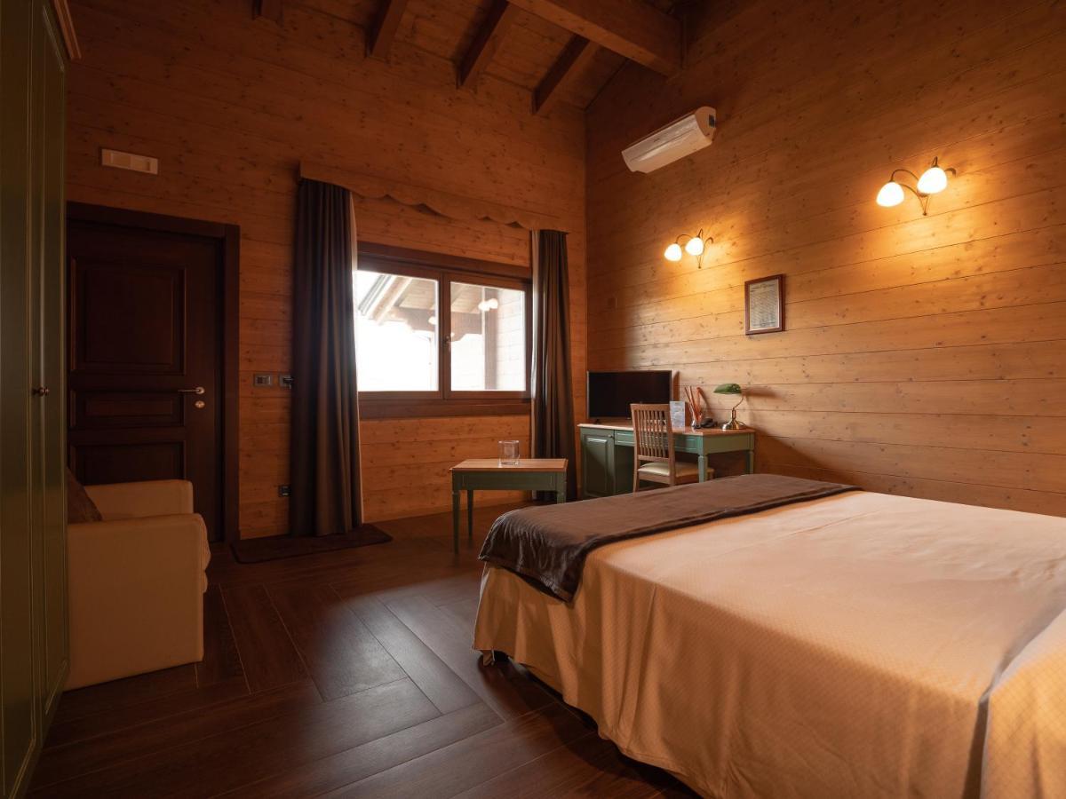 Agri-Hotel Da Marianna Resort & Spa 산타도메니카비토리아 외부 사진