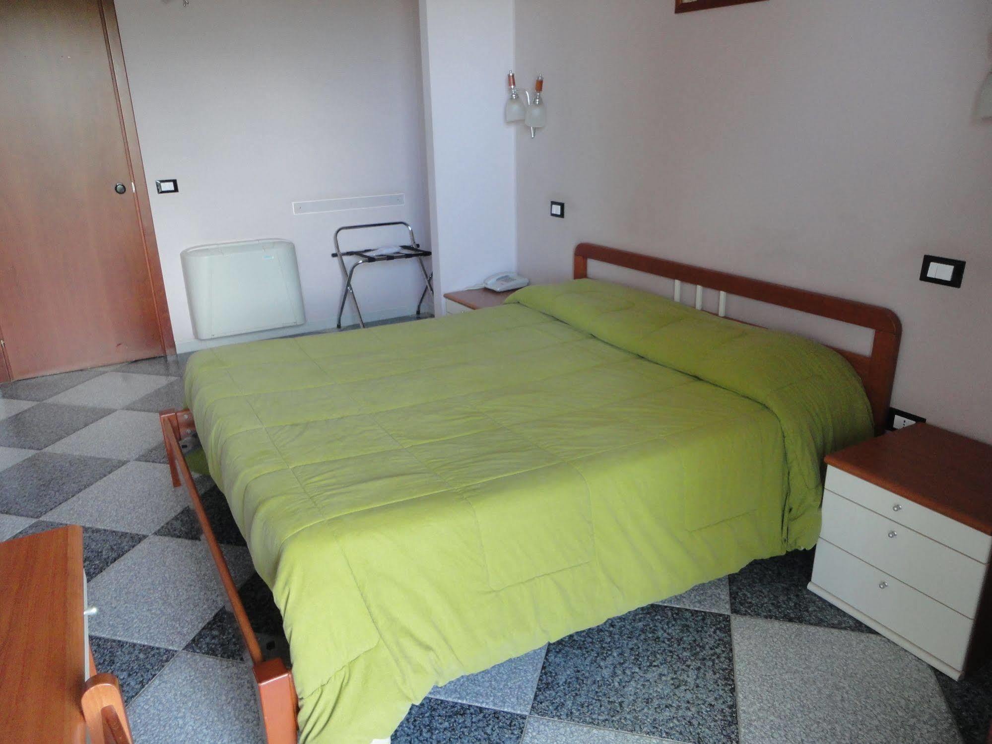Agri-Hotel Da Marianna Resort & Spa 산타도메니카비토리아 외부 사진